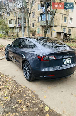 Седан Tesla Model 3 2023 в Одессе