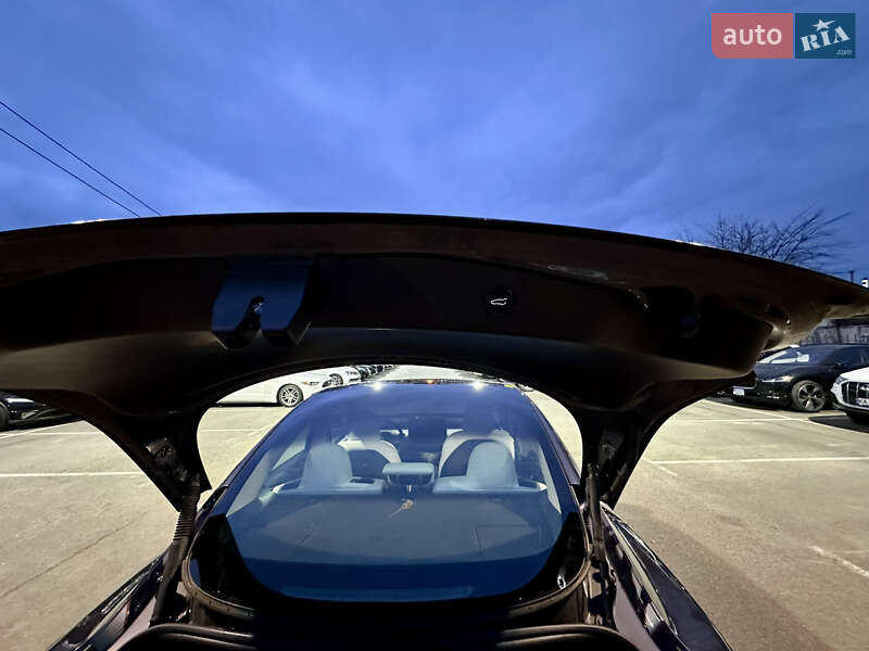 Седан Tesla Model 3 2023 в Киеве