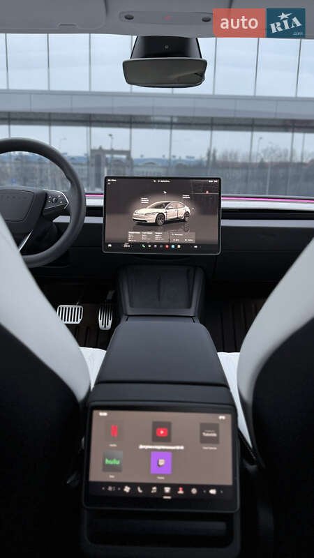 Седан Tesla Model 3 2024 в Львове фото 25 Седан Tesla Model 3 2024 в Львове