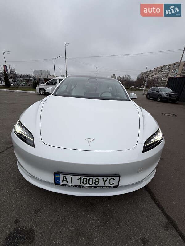Седан Tesla Model 3 2024 в Киеве фото 9 Седан Tesla Model 3 2024 в Киеве