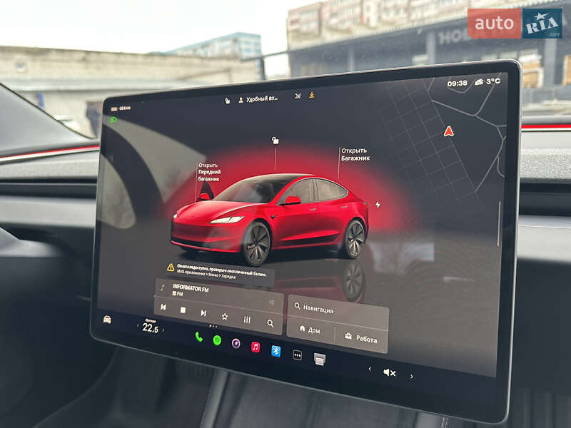 Седан Tesla Model 3 2024 в Дніпрі