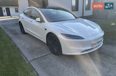 tesla model-3 2024 в Острог от профессионального продавца Олег