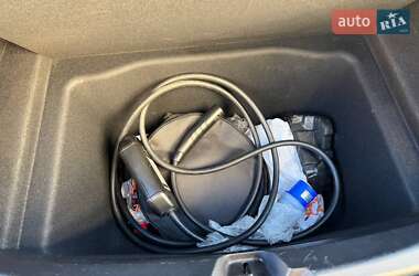 Седан Tesla Model 3 2020 в Харькове