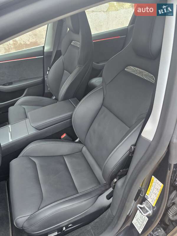 Седан Tesla Model 3 2024 в Києві фото 17 Седан Tesla Model 3 2024 в Києві