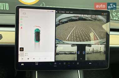 Седан Tesla Model 3 2020 в Хмельницькому