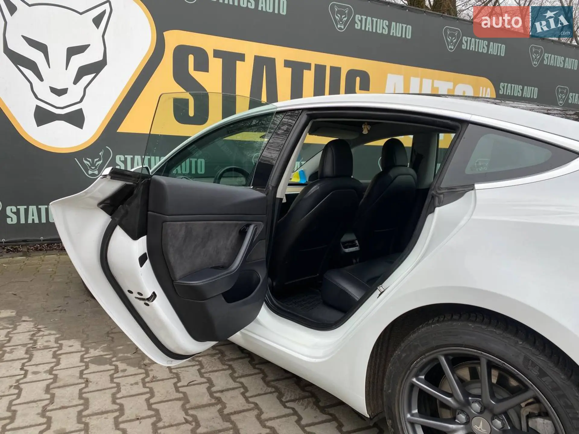 2020 Tesla Model 3 - мініатюра 23