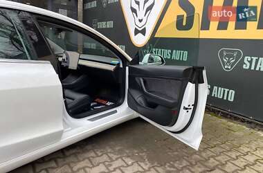 Седан Tesla Model 3 2020 в Хмельницькому