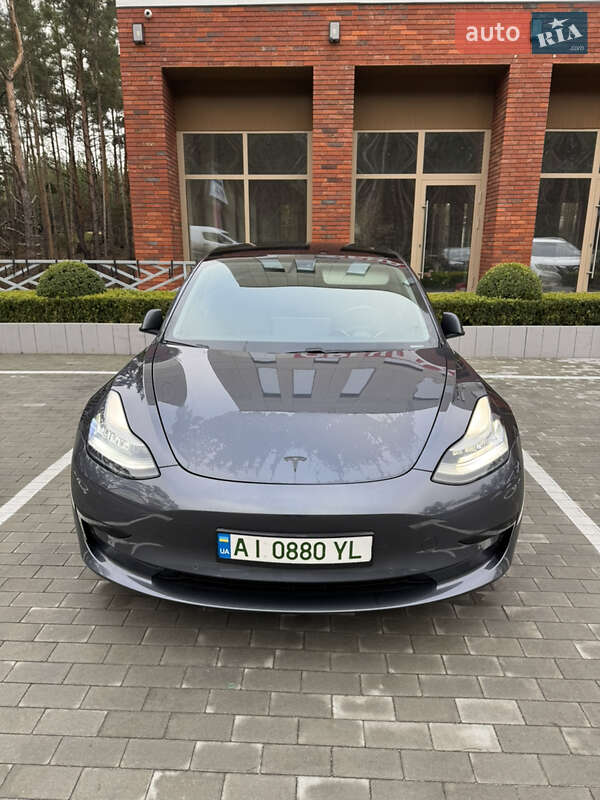 Седан Tesla Model 3 2019 в Києві