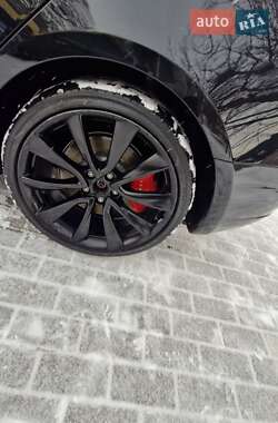 Седан Tesla Model 3 2023 в Дніпрі
