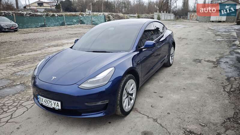 Седан Tesla Model 3 2022 в Кам'янець-Подільському