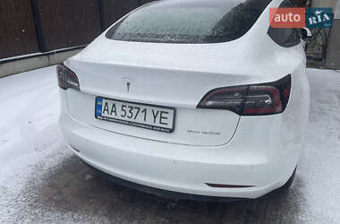 Седан Tesla Model 3 2021 в Луцьку