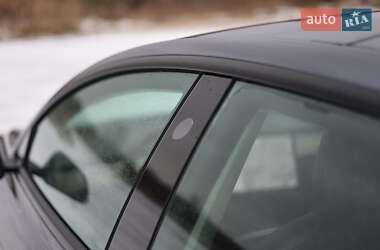 Седан Tesla Model 3 2021 в Львові
