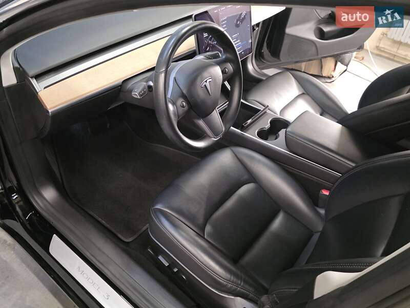 Седан Tesla Model 3 2018 в Львове фото 7 Седан Tesla Model 3 2018 в Львове