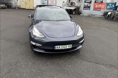 Седан Tesla Model 3 2020 в Днепре
