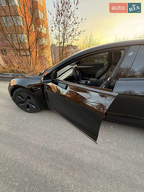 Седан Tesla Model 3 2022 в Львове фото 13 Седан Tesla Model 3 2022 в Львове