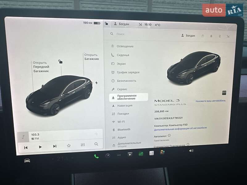Седан Tesla Model 3 2020 в Стрые