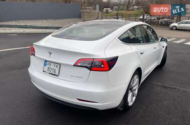 Седан Tesla Model 3 2019 в Киеве