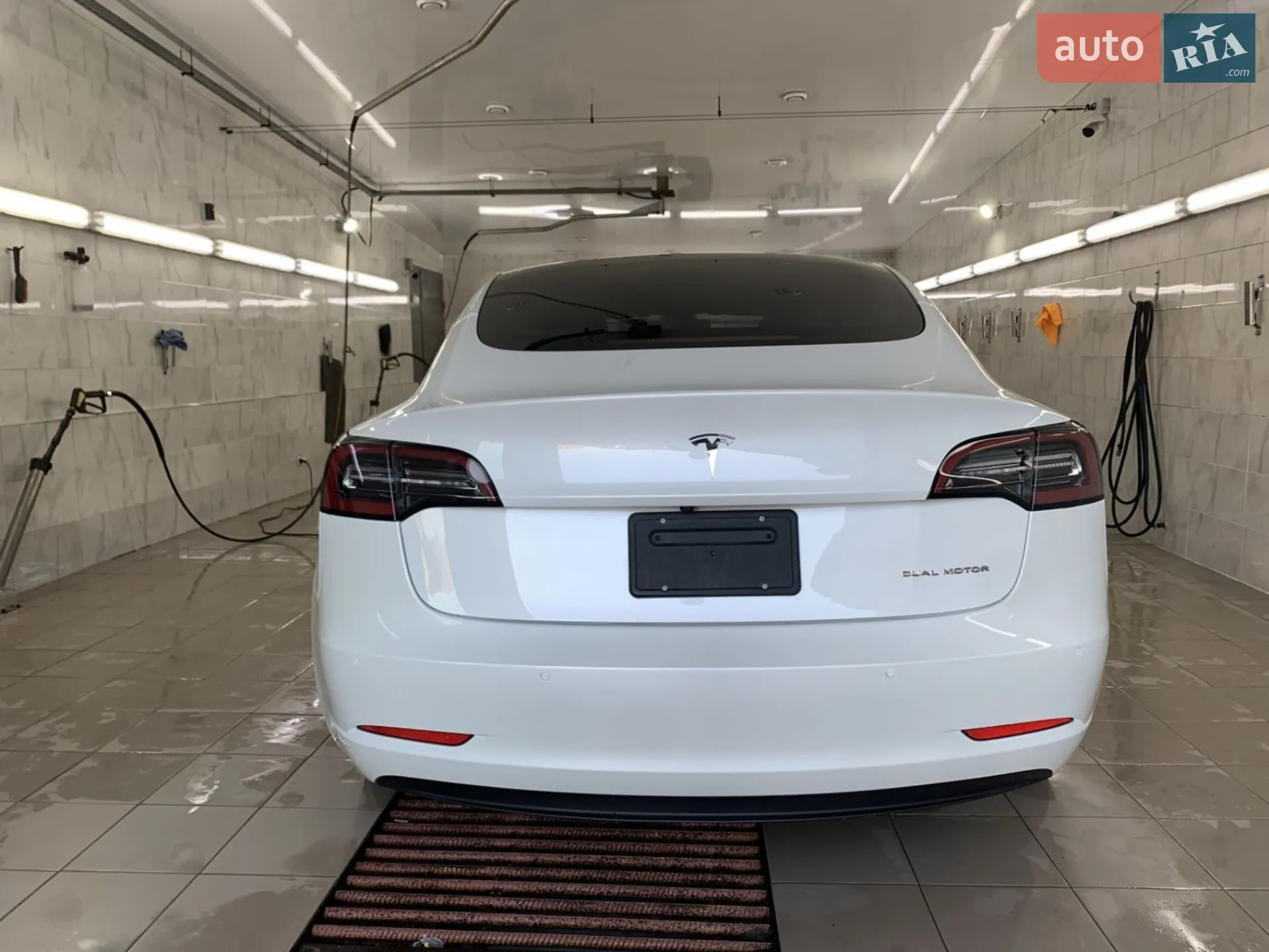 2021 Tesla Model 3 - мініатюра 11
