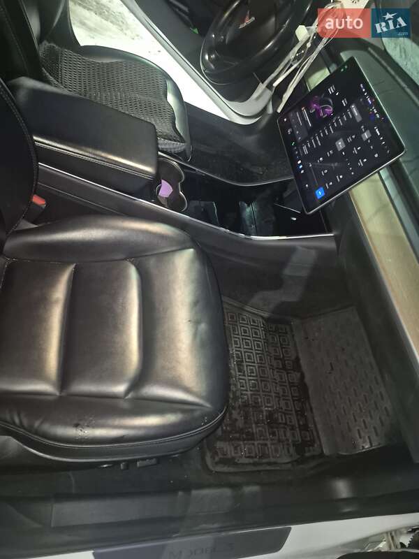 Седан Tesla Model 3 2019 в Кропивницком фото 9 Седан Tesla Model 3 2019 в Кропивницком