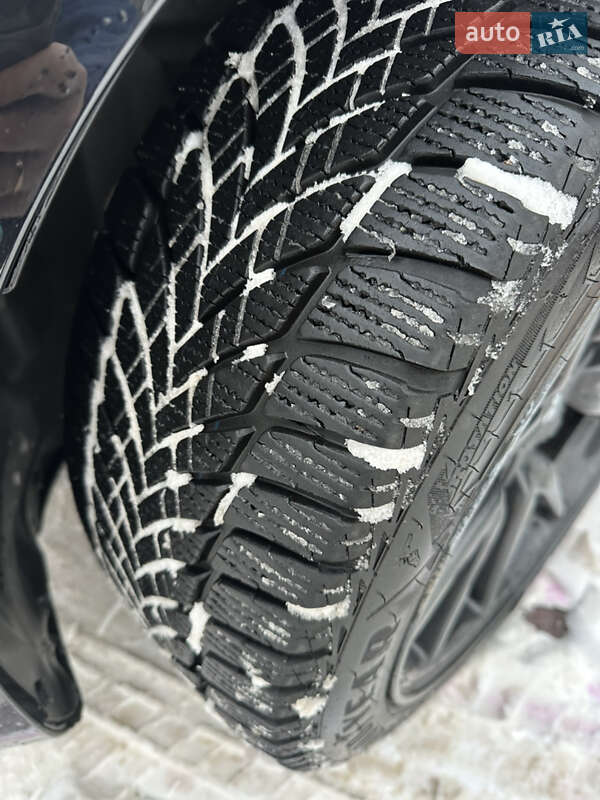 Седан Tesla Model 3 2019 в Киеве фото 28 Седан Tesla Model 3 2019 в Киеве