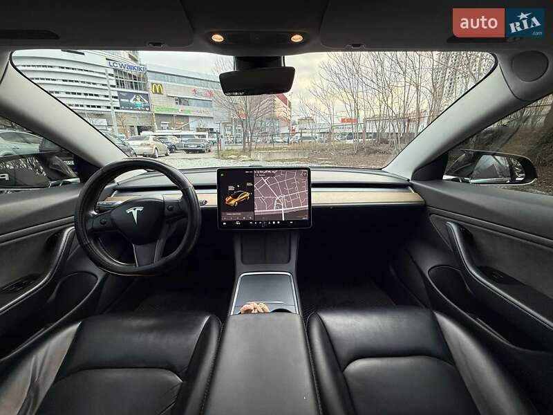 Седан Tesla Model 3 2019 в Днепре