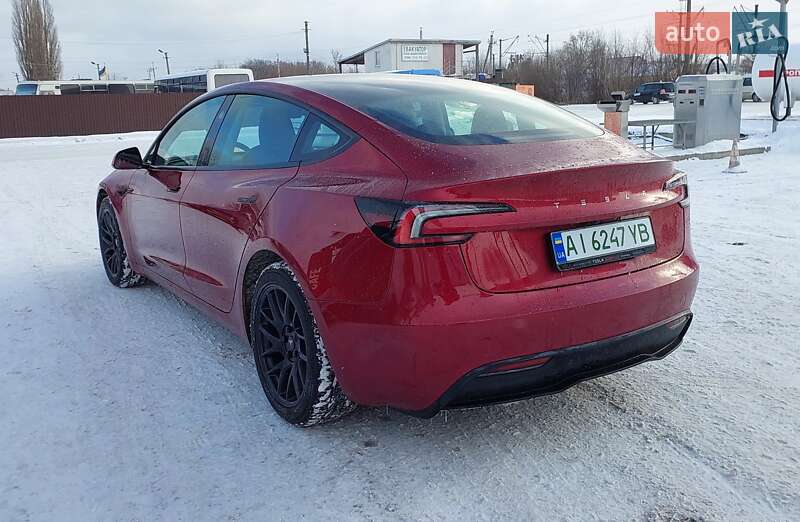 Седан Tesla Model 3 2024 в Барышевке