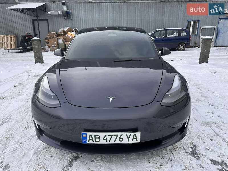 Седан Tesla Model 3 2022 в Вінниці