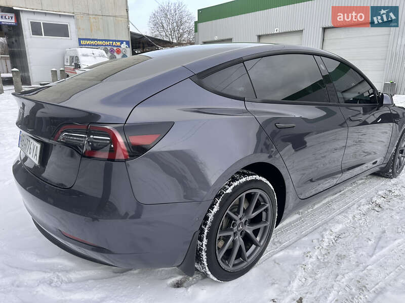 Седан Tesla Model 3 2022 в Вінниці