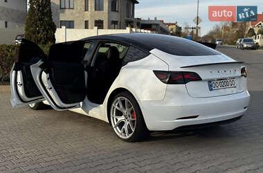 Седан Tesla Model 3 2018 в Одессе