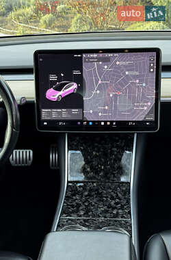 Седан Tesla Model 3 2018 в Одессе