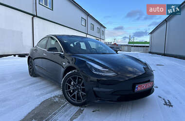 Седан Tesla Model 3 2019 в Вінниці
