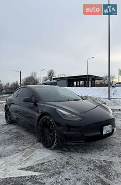 Седан Tesla Model 3 2023 в Києві