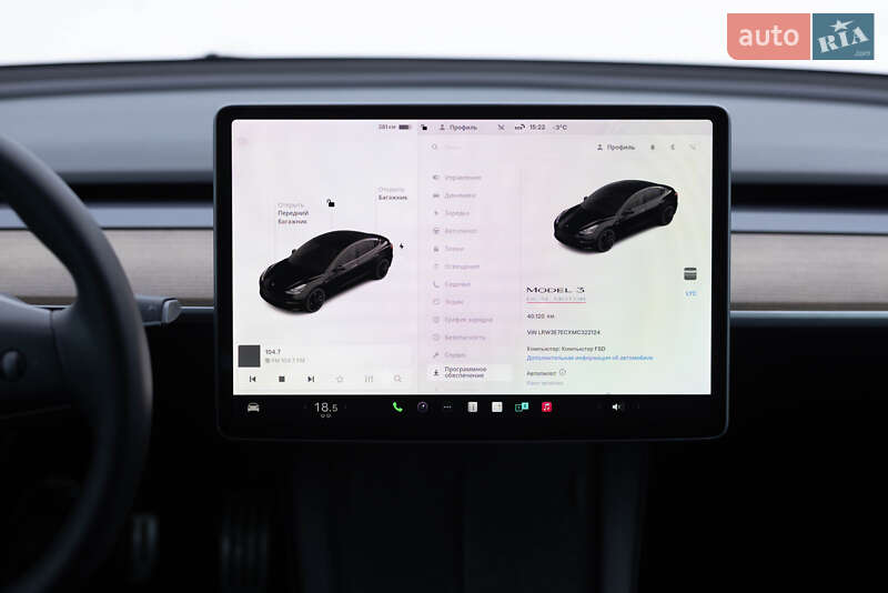 Седан Tesla Model 3 2021 в Львове