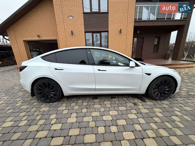 Седан Tesla Model 3 2022 в Хмельницькому