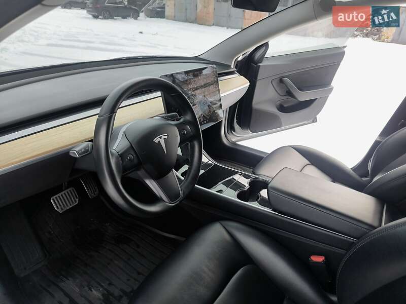 Седан Tesla Model 3 2018 в Днепре