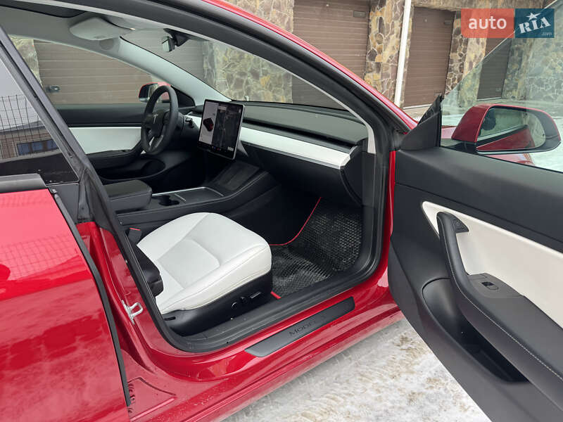 Седан Tesla Model 3 2021 в Львове фото 19 Седан Tesla Model 3 2021 в Львове