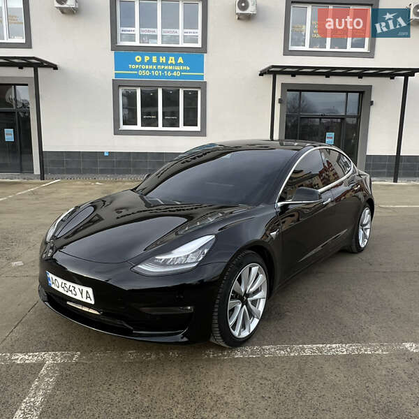 Седан Tesla Model 3 2020 в Ужгороде фото 3 Седан Tesla Model 3 2020 в Ужгороде