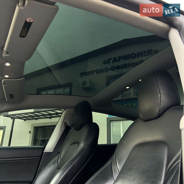 Седан Tesla Model 3 2020 в Ужгороде фото 32 Седан Tesla Model 3 2020 в Ужгороде