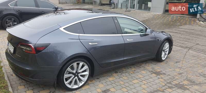Седан Tesla Model 3 2019 в Львові фото 10 Седан Tesla Model 3 2019 в Львові