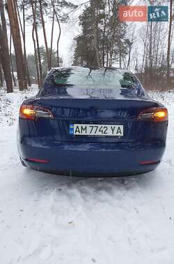 Седан Tesla Model 3 2019 в Житомире