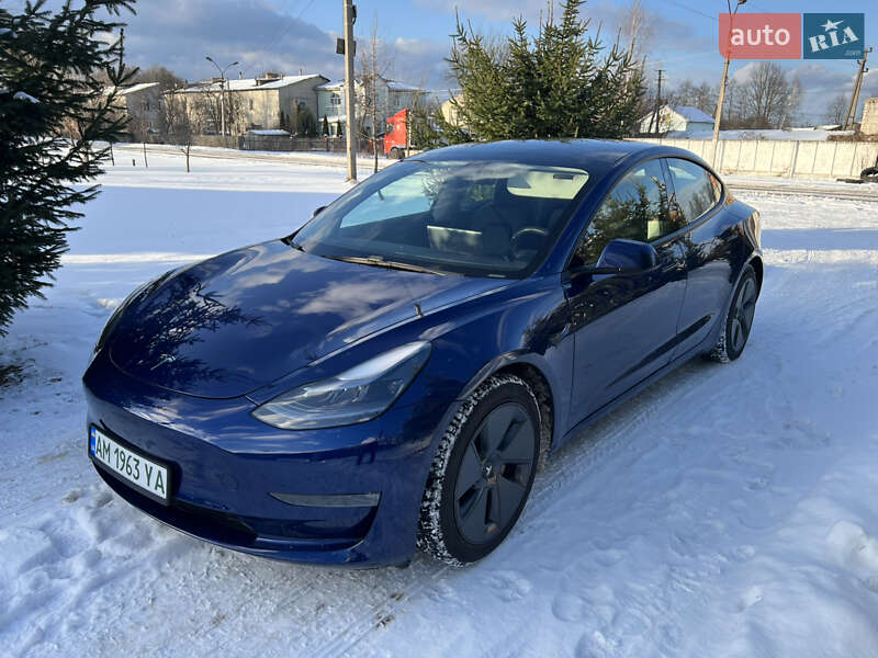 Седан Tesla Model 3 2020 в Киеве фото 5 Седан Tesla Model 3 2020 в Киеве