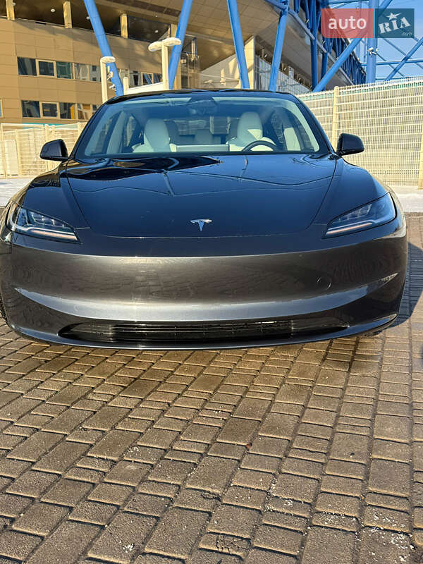 Седан Tesla Model 3 2025 в Харкові фото 8 Седан Tesla Model 3 2025 в Харкові