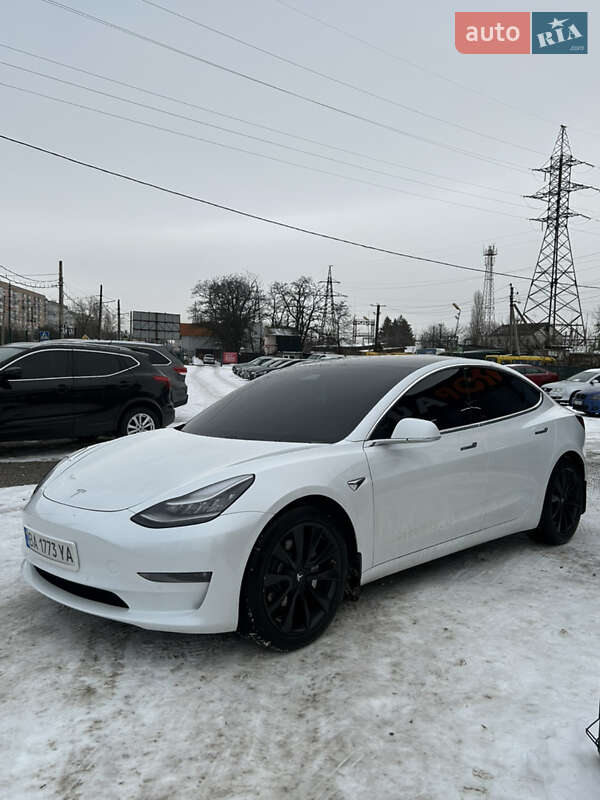 Tesla Model 3 2020 Tesla Model 3 2020