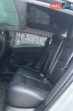 Седан Tesla Model 3 2020 в Кропивницком