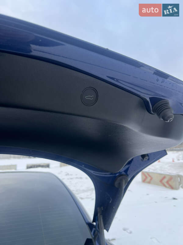Седан Tesla Model 3 2023 в Києві фото 14 Седан Tesla Model 3 2023 в Києві