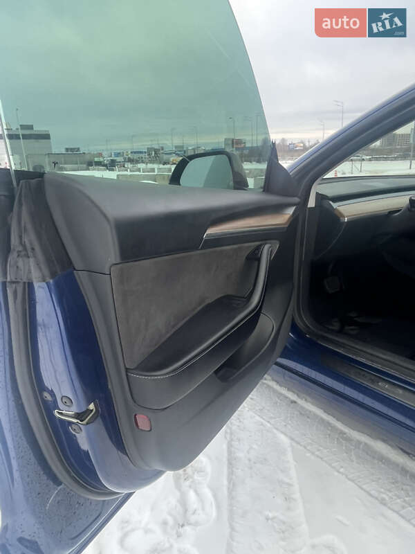 Седан Tesla Model 3 2023 в Києві фото 18 Седан Tesla Model 3 2023 в Києві