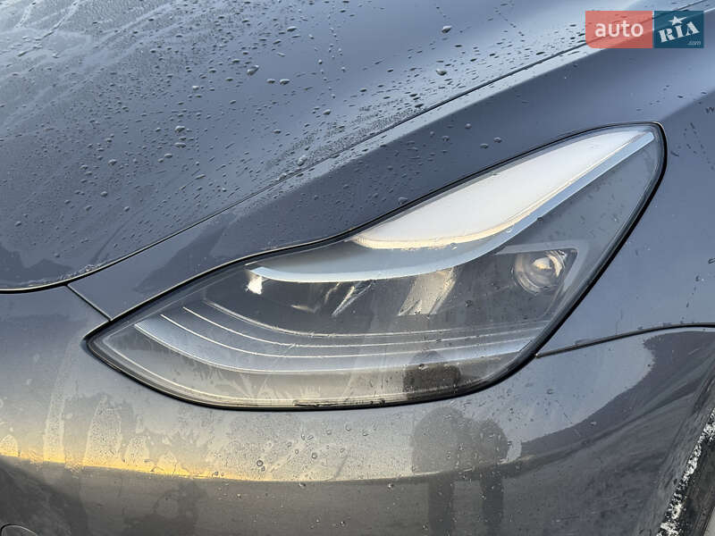Седан Tesla Model 3 2022 в Луцке фото 4 Седан Tesla Model 3 2022 в Луцке