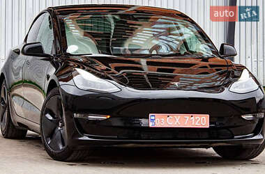Седан Tesla Model 3 2023 в Бориславе