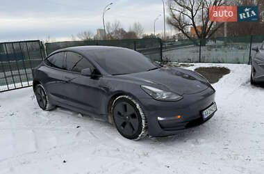 Седан Tesla Model 3 2022 в Києві