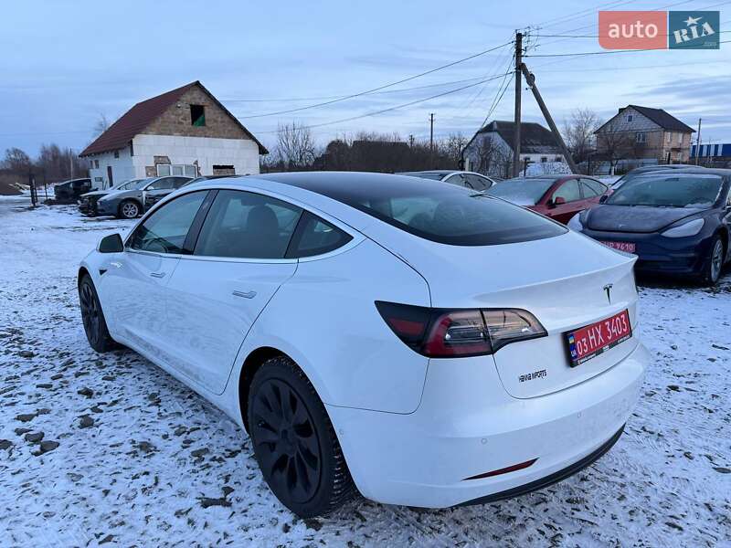 Седан Tesla Model 3 2019 в Луцьку